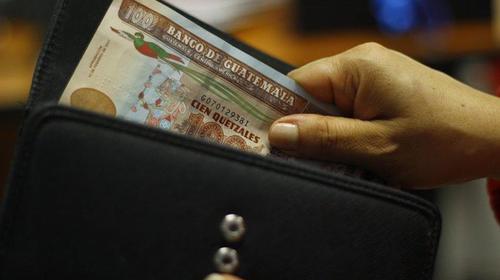 Bono Familia: beneficiarios denuncian que no han recibido pagos