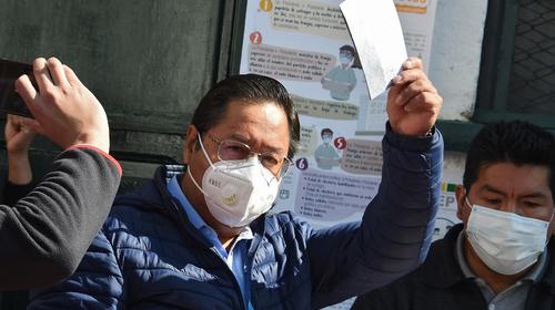 Arce, delf&iacute;n de Evo Morales, gana elecciones de Bolivia