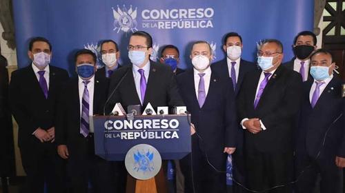 Bancada Todos no avalará Directiva de Giammattei en el Congreso