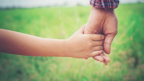 Cancillería: Padres optaron por dejar a sus hijos con familiares