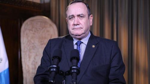 Reacción de Giammattei a la mención de Thelma Aldana en actividad