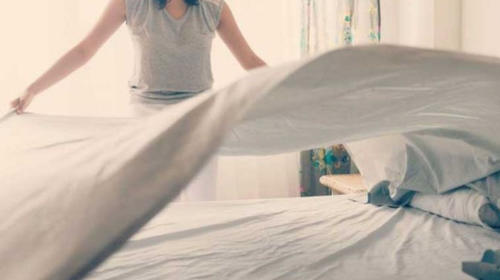 ¿Por qué no debes cambiar la ropa de cama una vez por semana?