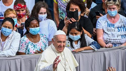 Papa Francisco retoma las audiencias públicas en el Vaticano 