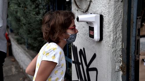 Edwin Asturias: "La curva de casos no continúa en el descenso"