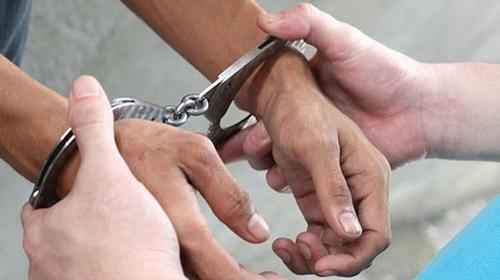  Capturan a hombre que descuidó su arma con la que murió una niña