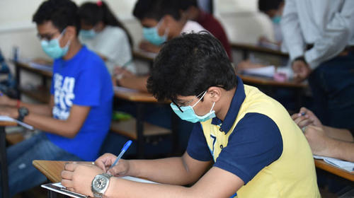 Alistan protocolos para abrir universidades y centros educativos