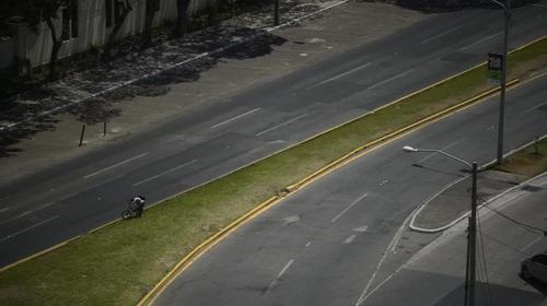 Gobierno mantiene el horario del toque de queda