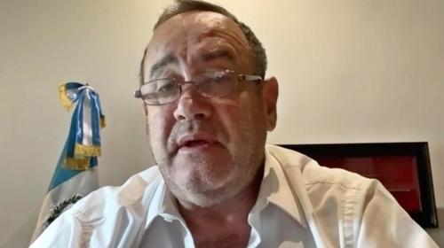 Giammattei: "Uno no es monedita de oro, pero dejen trabajar"