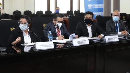 Ministros acuden al Congreso a pedir fondos para el Presupuesto