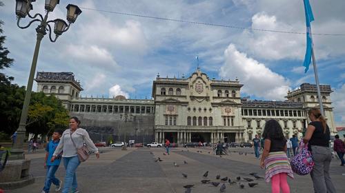 Video: Graban un asalto a pocos metros del Palacio Nacional