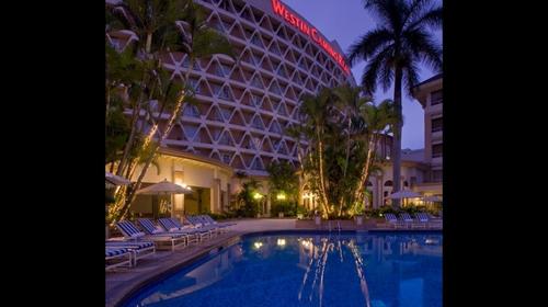 Cinco meses después, el Westin Camino Real reanuda operaciones