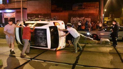 Familia se accidenta cuando regresaba a la ciudad