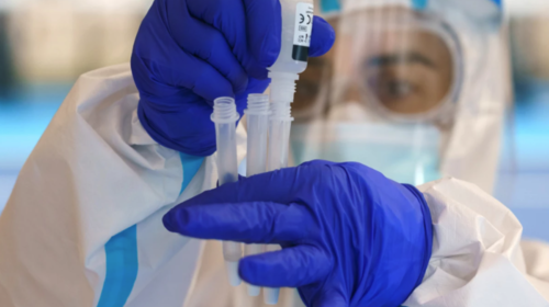 Esto se sabe en Guatemala sobre la "cepa británica" 