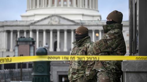 Muere un policía herido durante el asalto al Capitolio en EE.UU.