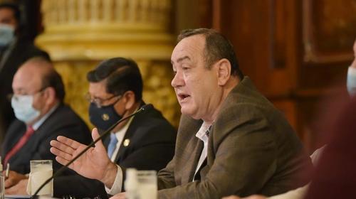 Gobierno evalúa estrategias para afrontar segunda ola de Covid