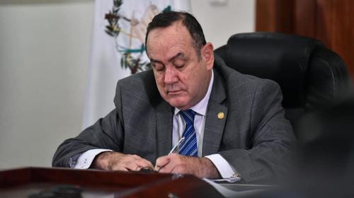 Audio de Giammattei sobre nuevo toque de queda es falso