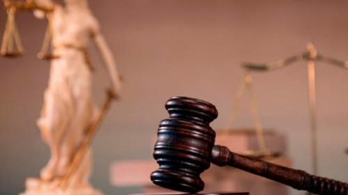 Quitan inmunidad a jueza por sospecha de colaborar con criminales