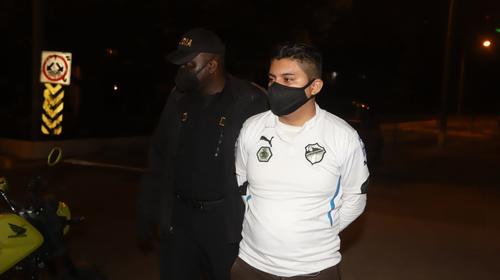 Capturan a aficionados cremas por disturbios tras eliminación