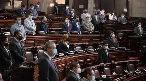 Congreso: Minuto de silencio por el asesinato de niña de 3 años