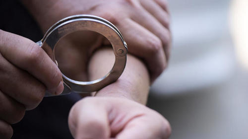 Las armas de "La Seca", la sicaria que atac&oacute; a cinco personas