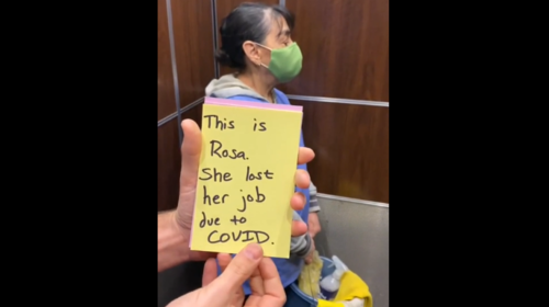 Vecinos pagan renta de apartamento a mujer que perdió su casa