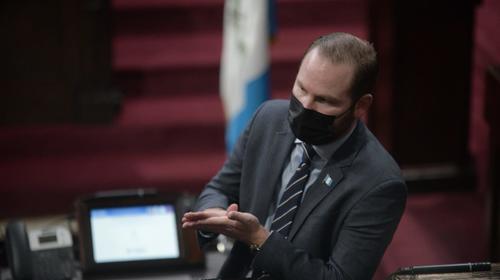 Arzú reacciona por carta que le envió un médico