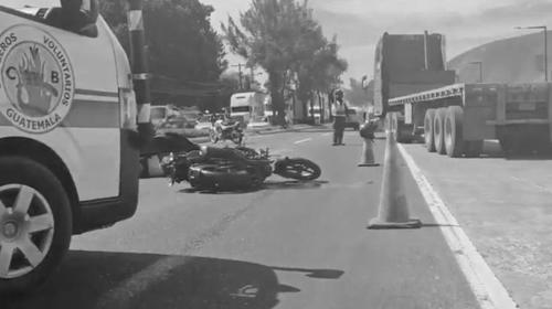 Motorista muere atropellado por camión en ruta al Pacífico