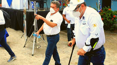 Alejandro Giammattei y Joviel Acevedo inauguran inicio de clases