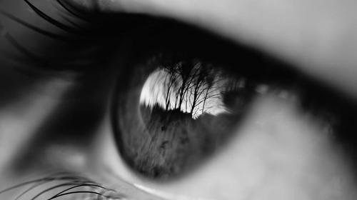 Covid-19: Pacientes recuperados podr&iacute;an sufrir ceguera