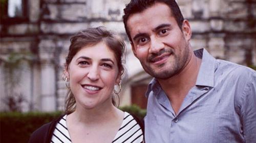 &iexcl;Bazinga! Actriz de Big Bang Theory visita Antigua Guatemala