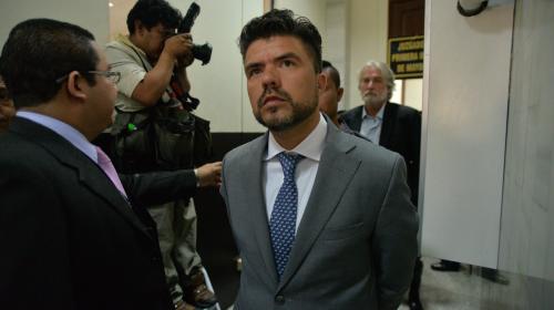 Chévez “El Mago” y la historia del banco que quería Baldetti 