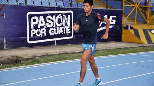 En los zapatos de Erick Barrondo