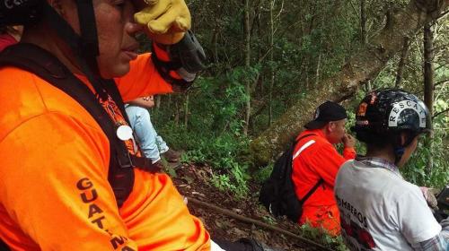 Localizan a siete turistas extraviados en el volc&aacute;n Tolim&aacute;n
