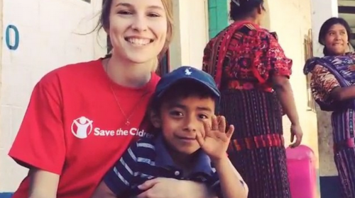 Actriz de Disney visita Guatemala junto a "Save the Children" 