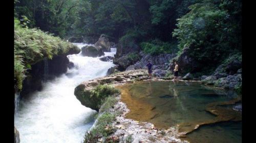 Suspenden licencia de hidroel&eacute;ctrica Oxec para uso del r&iacute;o Cahab&oacute;n