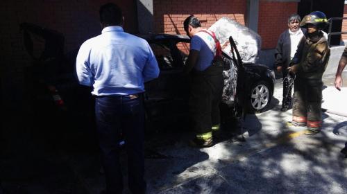 Esto se sabe de la explosión de un auto dentro de la Usac 