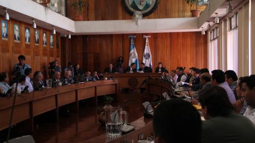 Baldiz&oacute;n sigue siendo doctor en Derecho; Usac avala su t&iacute;tulo 