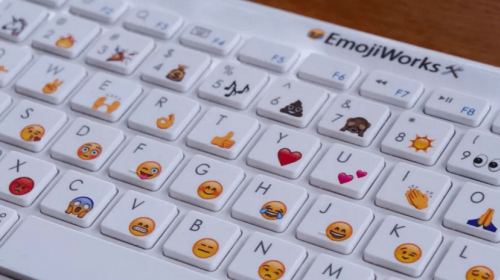 &iquest;Te comunicas con emojis? Este teclado te encantar&aacute;