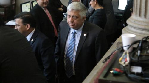 El diputado Melgar Padilla arremete contra el Ministerio Público