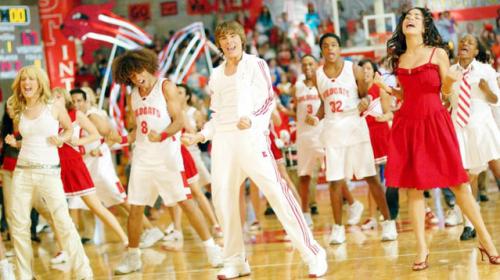 Protagonistas de High School Musical se reúnen para cantar 