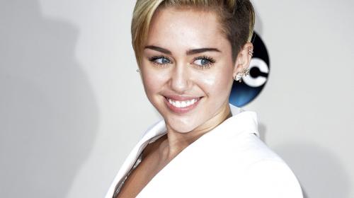 Roban joyas en casa de Miley Cyrus