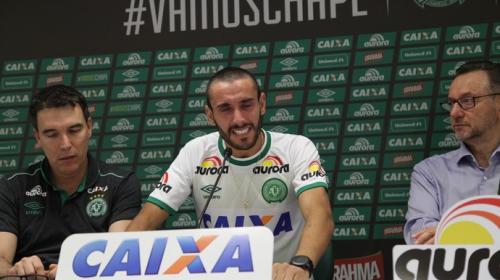 Un sobreviviente de la tragedia de Chapecoense volvi&oacute; a entrenarse
