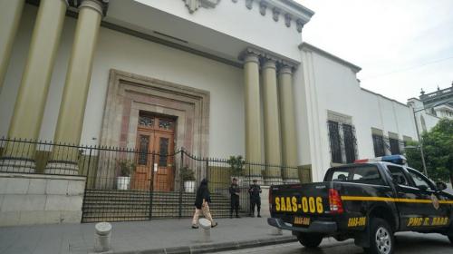 Jimmy remodela (otra vez) la Casa Presidencial y gasta más de Q500 mil