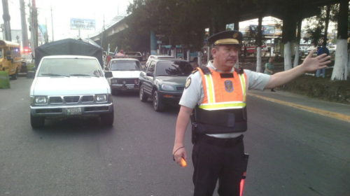 Un día sin Emixtra: ¿Prueba de paciencia o mala decisión de Neto Bran?