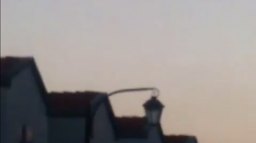 Extra&ntilde;a luz en el cielo sorprende a los guatemaltecos