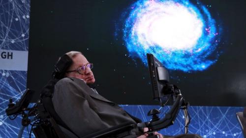 Hawking: Los asteroides son una seria amenaza para la Tierra