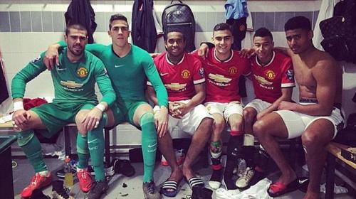 V&iacute;ctor Vald&eacute;s brinda inspiradora charla a j&oacute;venes de Manchester United