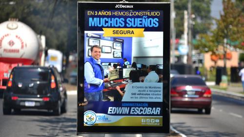 Alcalde de Villa Nueva gasta Q2.5 millones en promover su imagen