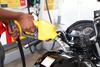 Combustibles mantienen precios altos pese a leves bajas