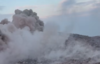 Surge otro video de turista huyendo tras explosi&oacute;n del volc&aacute;n 